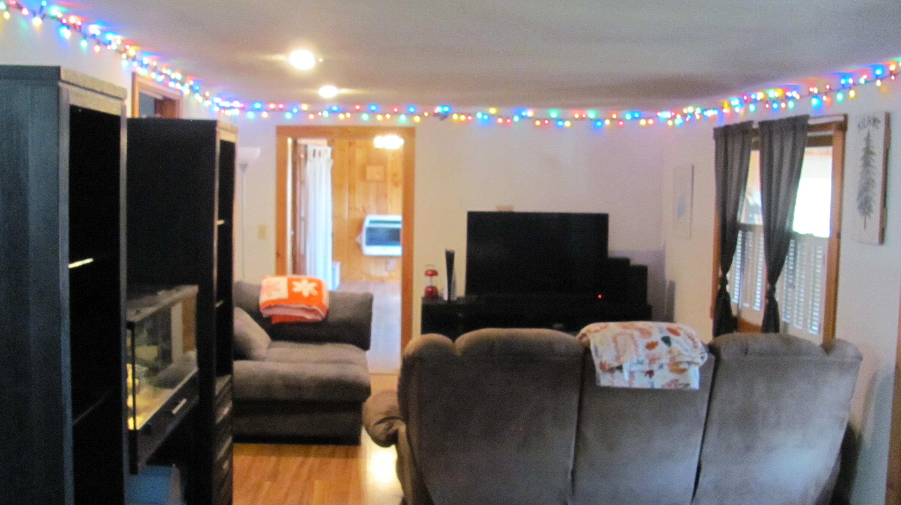 23 Mefford Lane Paris ME 04281