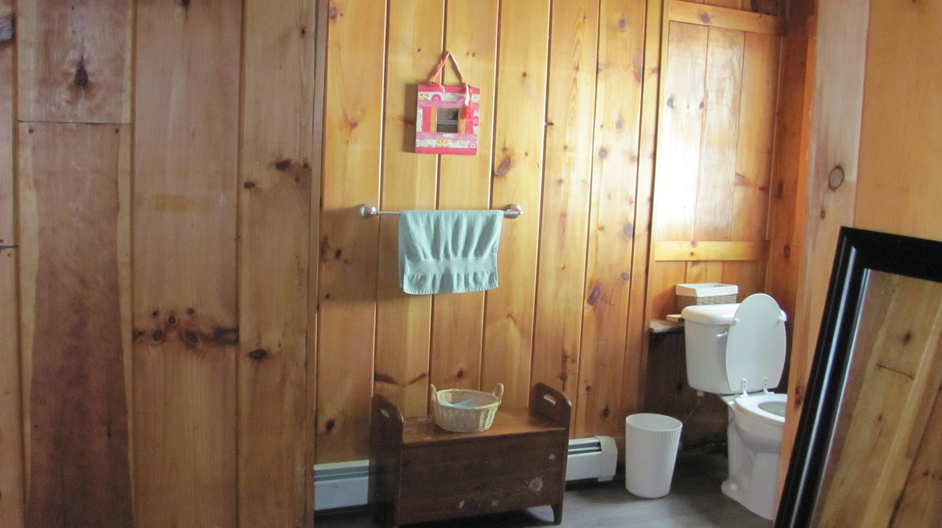 23 Mefford Lane Paris ME 04281