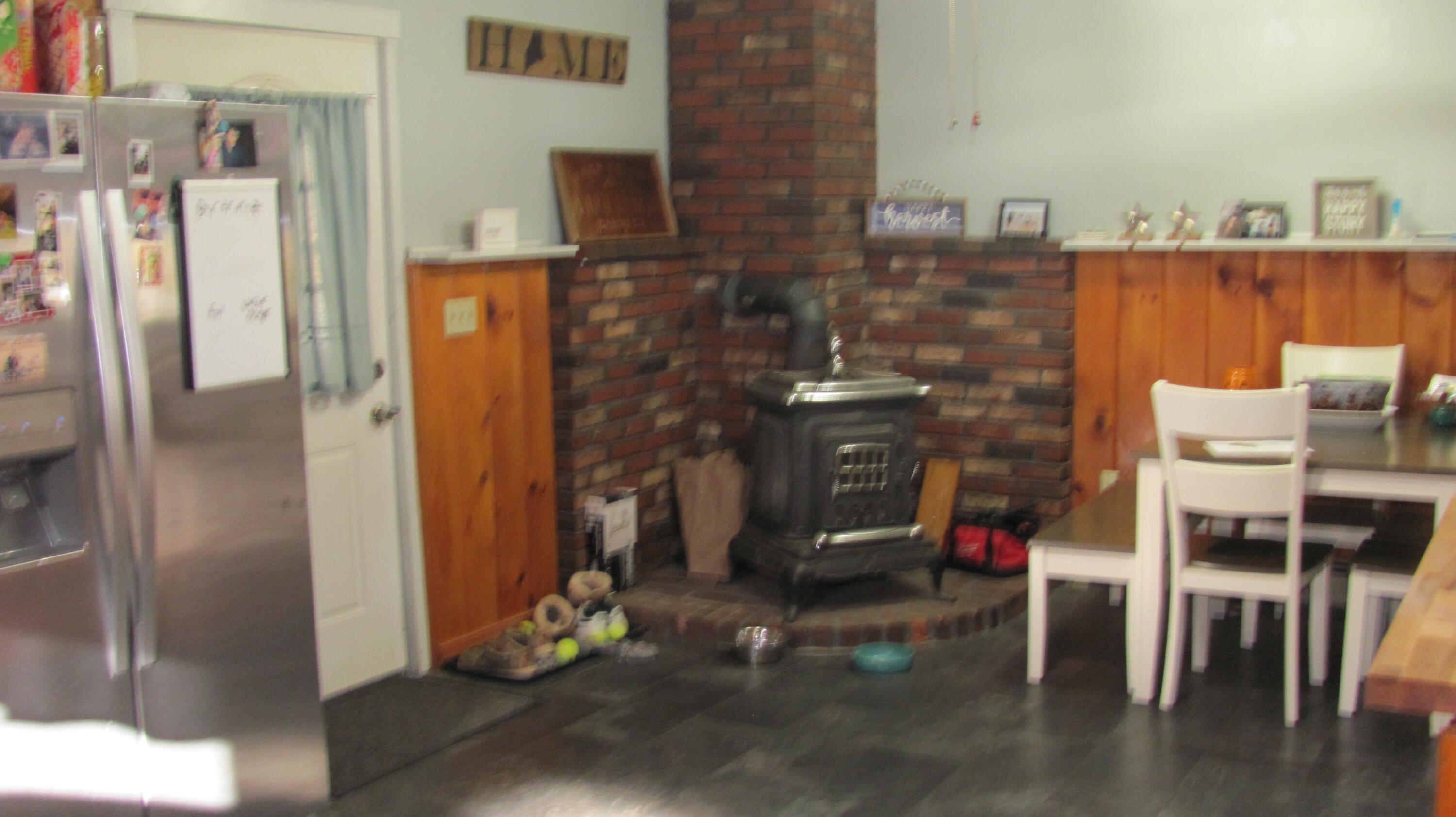 23 Mefford Lane Paris ME 04281