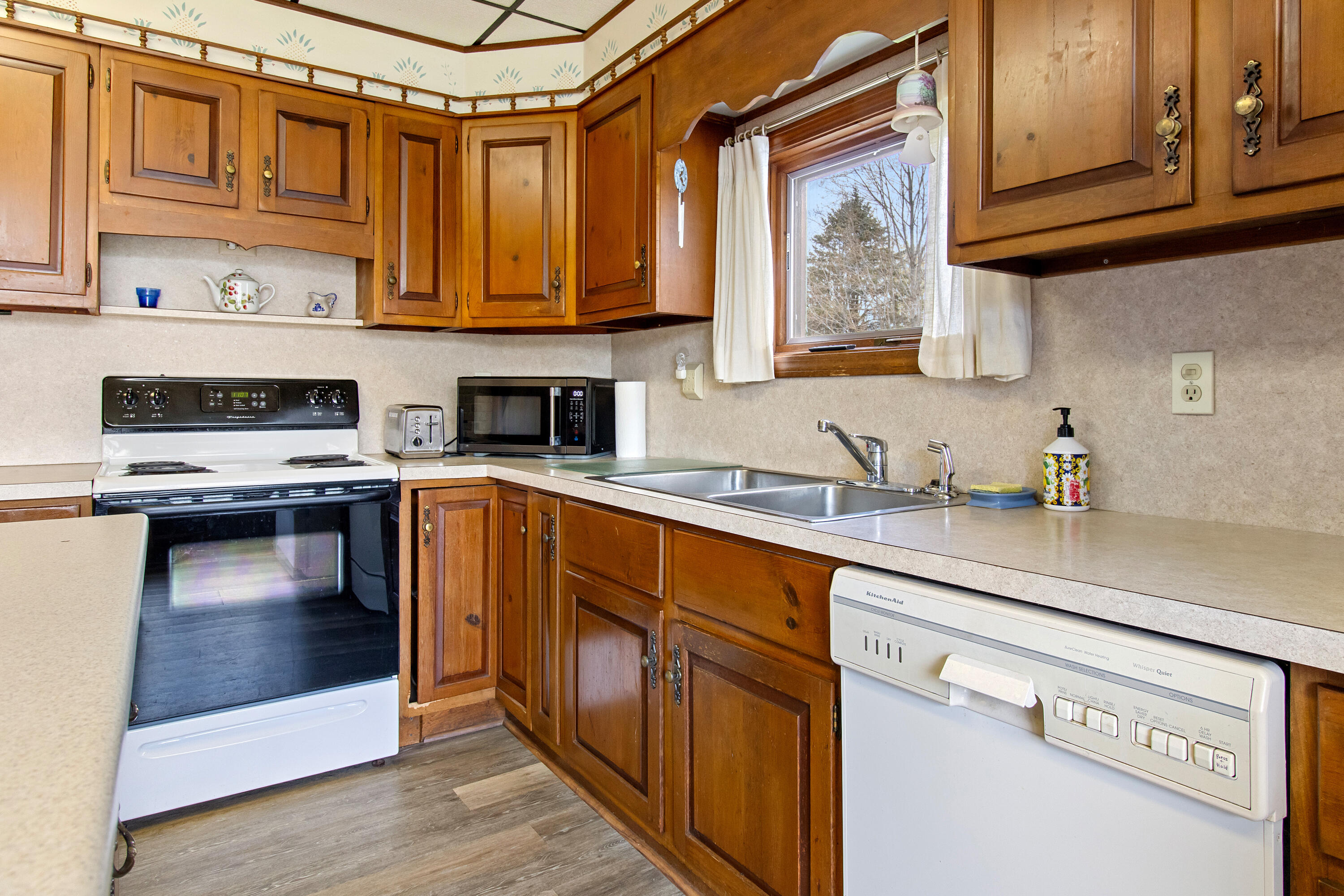 63 Old Rockland Street Rockport ME 04856