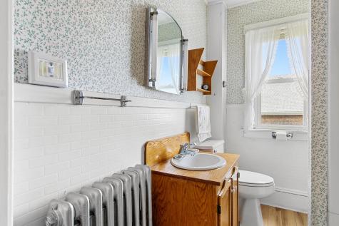 63 Old Rockland Street Rockport ME 04856