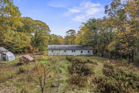 174 River Road Richmond ME 04357