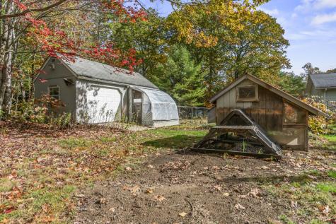 174 River Road Richmond ME 04357