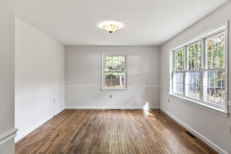 174 River Road Richmond ME 04357