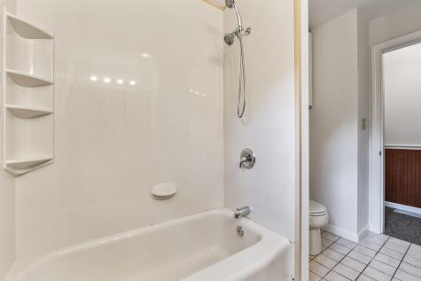 174 River Road Richmond ME 04357