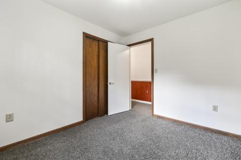 174 River Road Richmond ME 04357