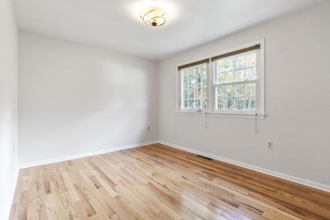 174 River Road Richmond ME 04357