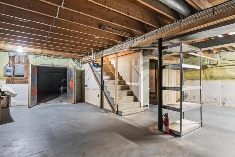 174 River Road Richmond ME 04357