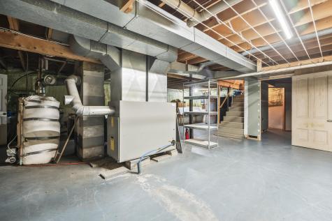 174 River Road Richmond ME 04357