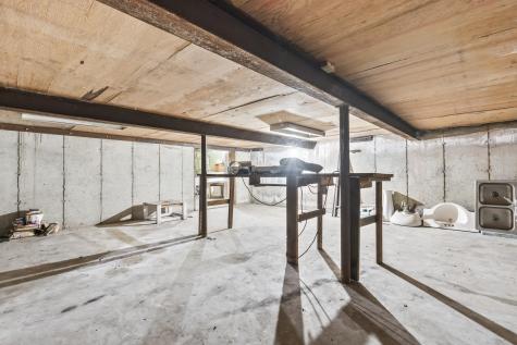 174 River Road Richmond ME 04357