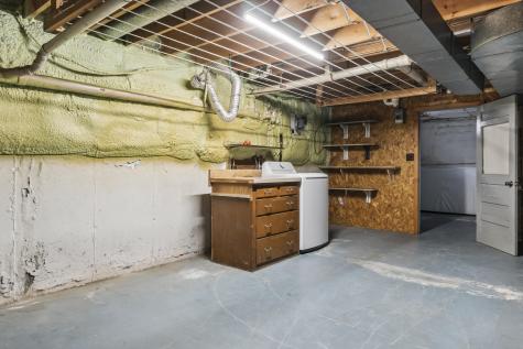 174 River Road Richmond ME 04357