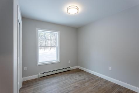 55 Sportsmans Way Limerick ME 04048