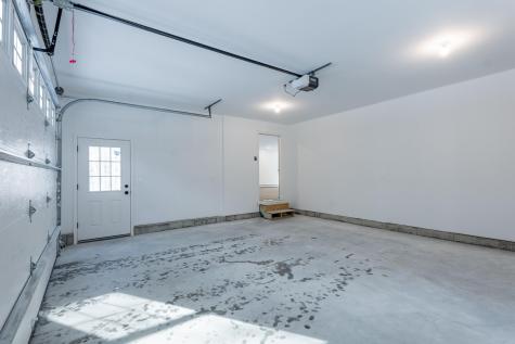 55 Sportsmans Way Limerick ME 04048