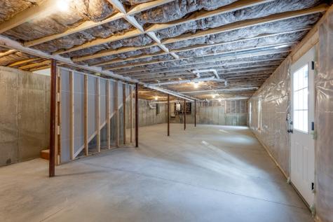 55 Sportsmans Way Limerick ME 04048