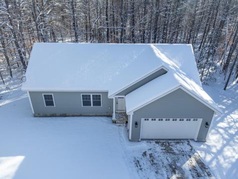 55 Sportsmans Way Limerick ME 04048