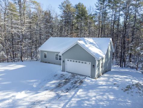 55 Sportsmans Way Limerick ME 04048