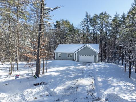 55 Sportsmans Way Limerick ME 04048