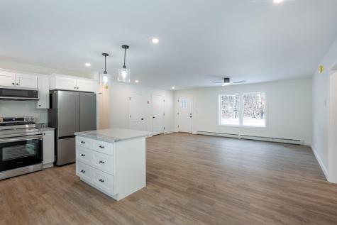 55 Sportsmans Way Limerick ME 04048