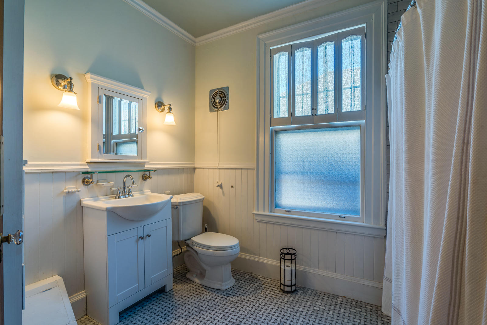 12 Lincoln Street Sanford ME 04073