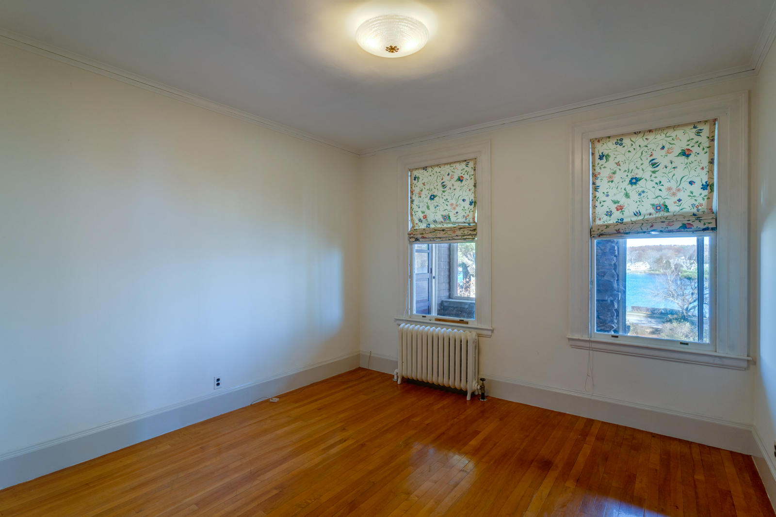 12 Lincoln Street Sanford ME 04073