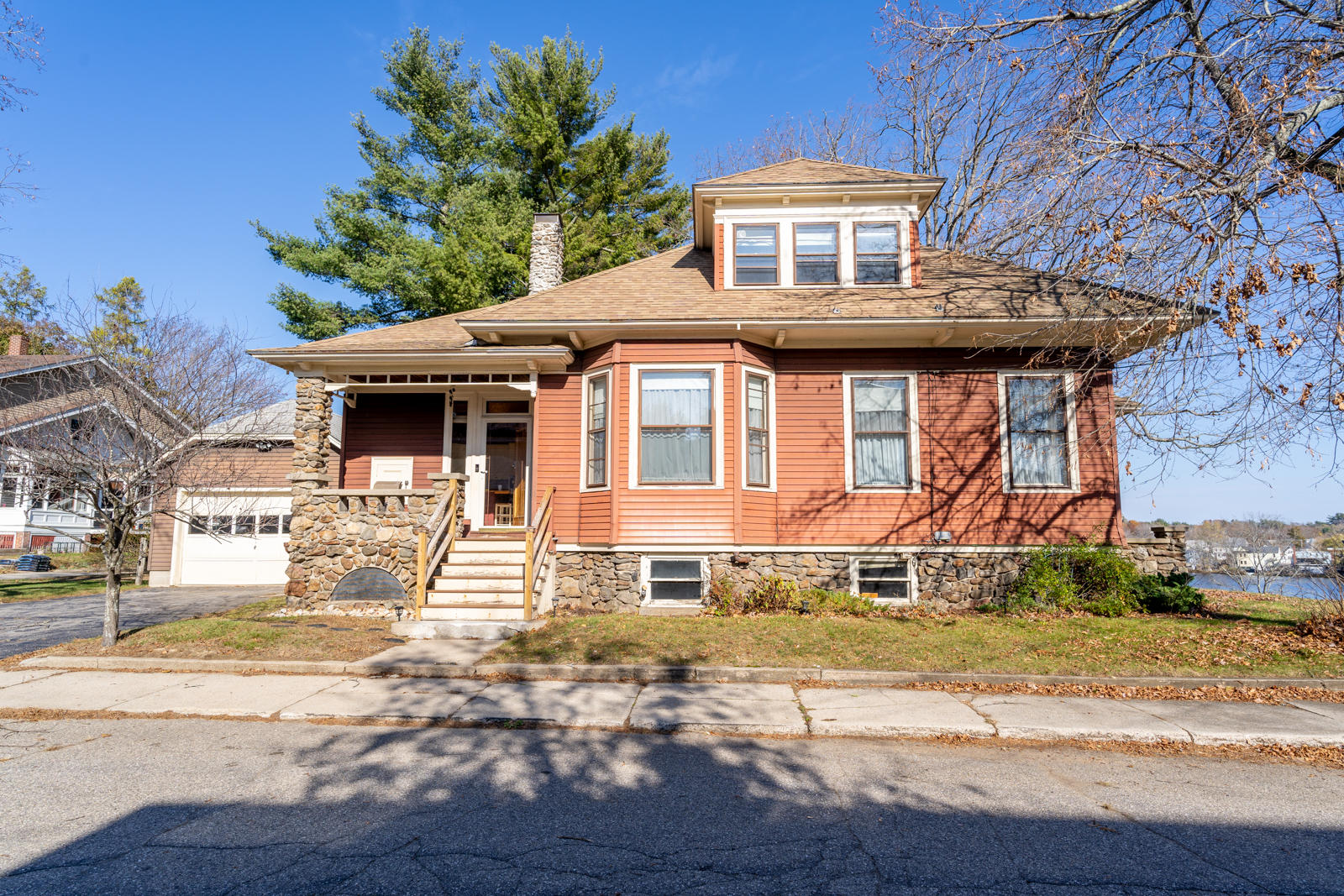 12 Lincoln Street Sanford ME 04073