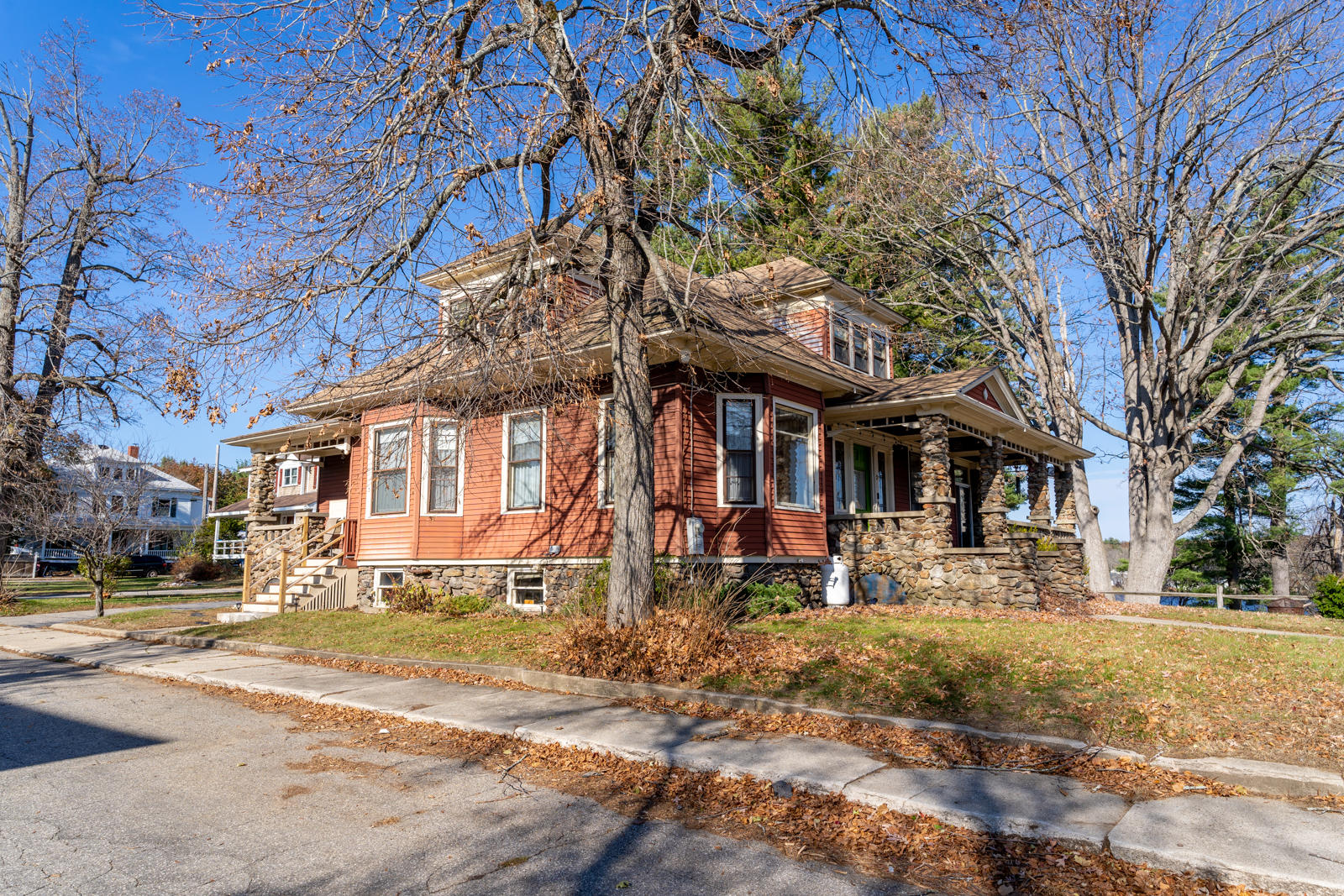 12 Lincoln Street Sanford ME 04073