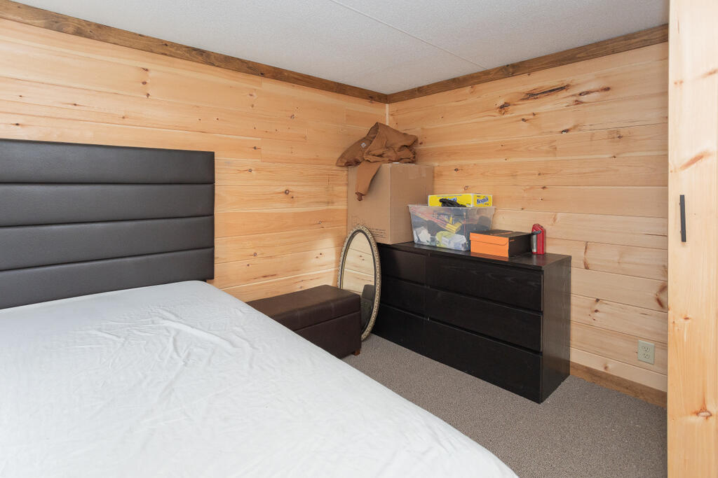 7 Chick Road Industry ME 04938