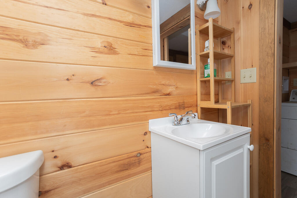 7 Chick Road Industry ME 04938