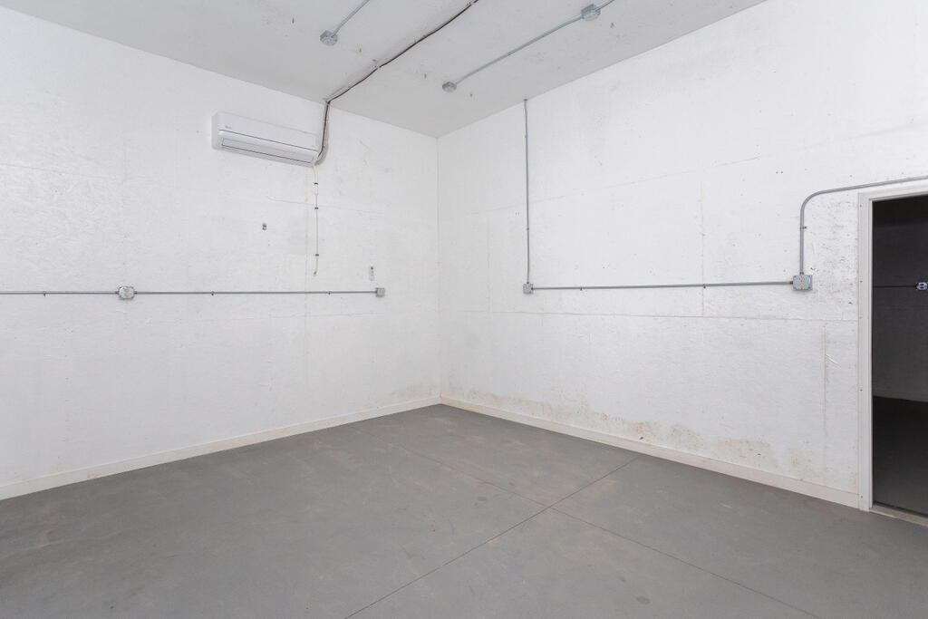 7 Chick Road Industry ME 04938