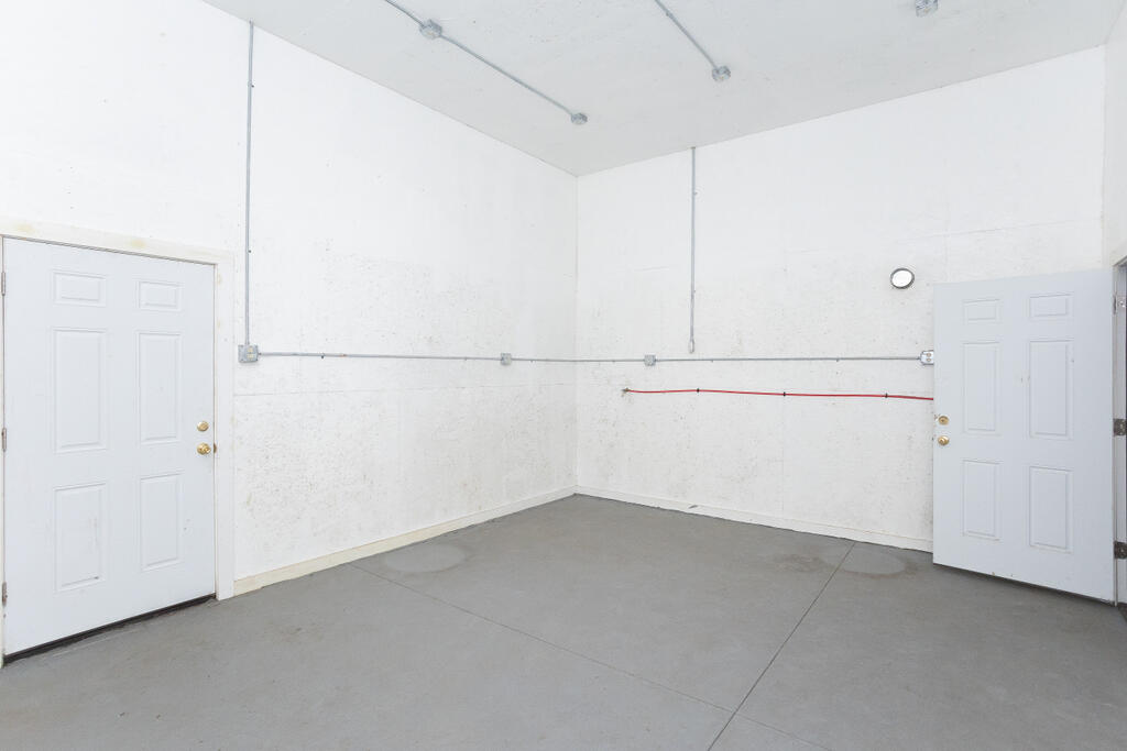 7 Chick Road Industry ME 04938