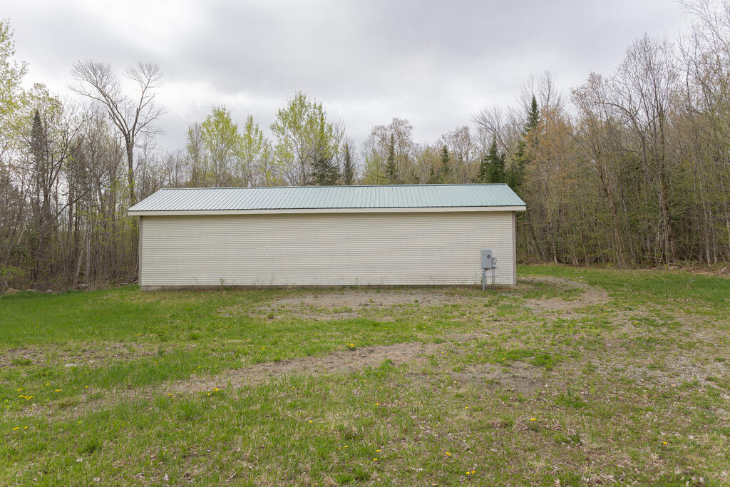 7 Chick Road Industry ME 04938