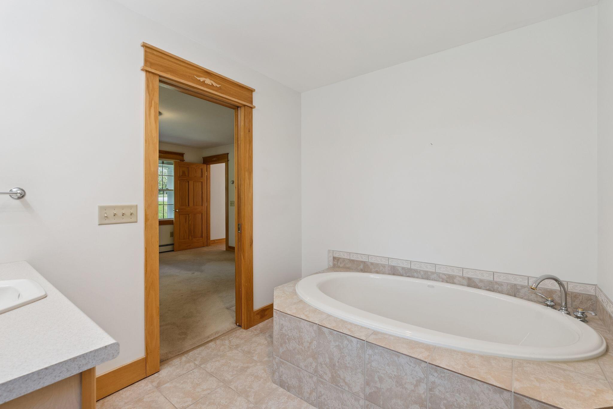 3 Par Four Drive Auburn ME 04210