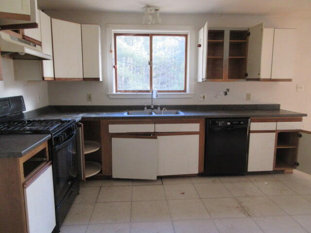 10 Perry Lane Amherst ME 04605