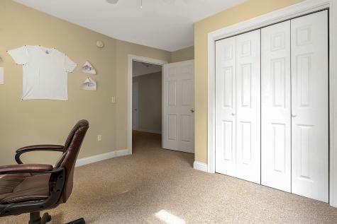 81 Fern Street Auburn ME 04210