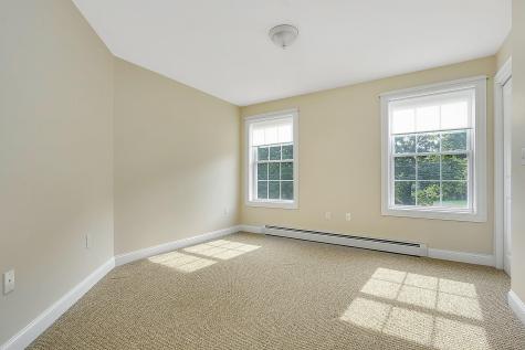 81 Fern Street Auburn ME 04210