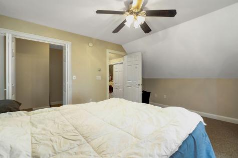 81 Fern Street Auburn ME 04210