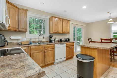 81 Fern Street Auburn ME 04210