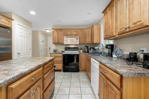 81 Fern Street Auburn ME 04210