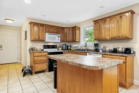 81 Fern Street Auburn ME 04210