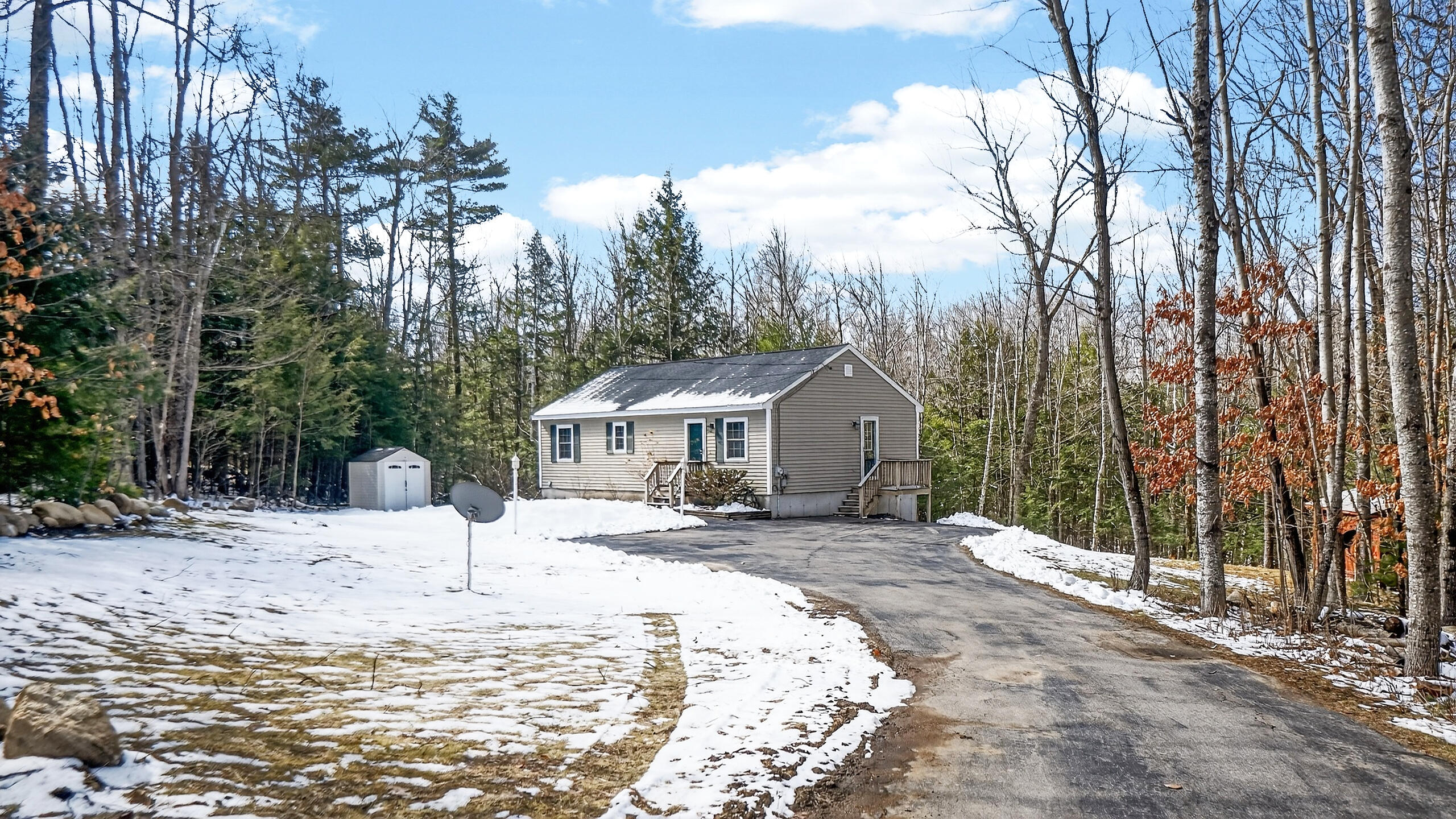 277 River Road Standish ME 04084