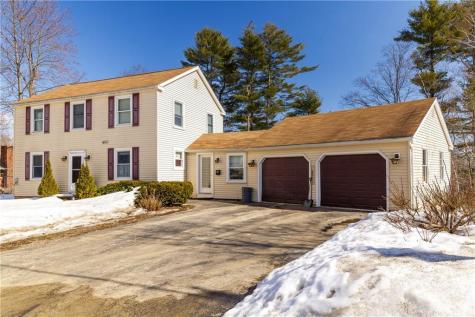 63 Woodlawn Avenue Auburn ME 04210