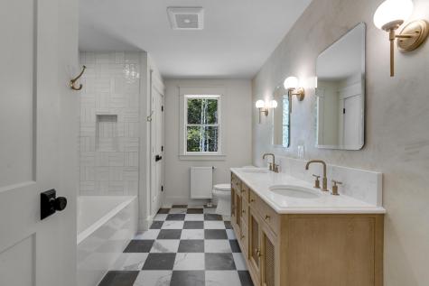 8 Harper's Trail Freeport ME 04032