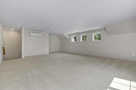 8 Harper's Trail Freeport ME 04032