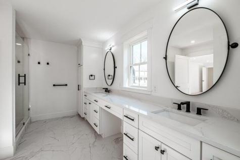 19 Elmwood Avenue Scarborough ME 04074