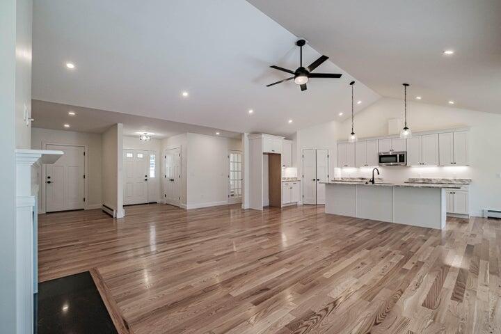 19 Elmwood Avenue Scarborough ME 04074