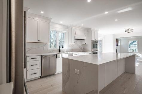 19 Elmwood Avenue Scarborough ME 04074