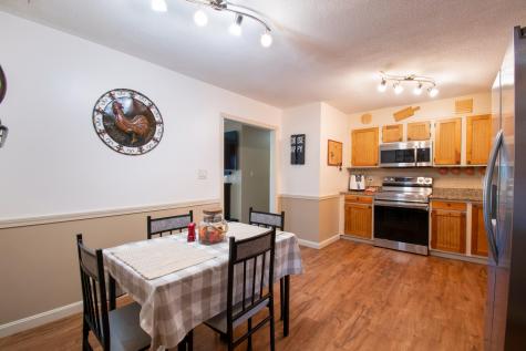 21 Barrows Drive Topsham ME 04086