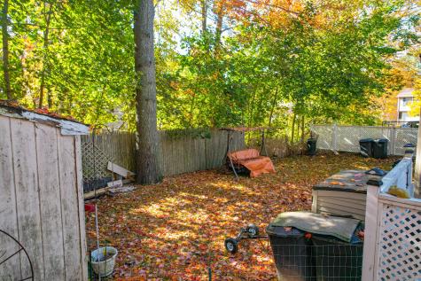 21 Barrows Drive Topsham ME 04086