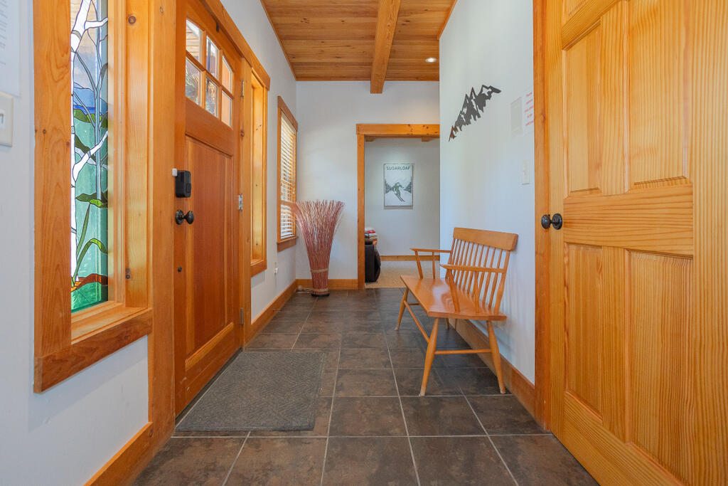 8 Sunset Lane Kingfield ME 04947