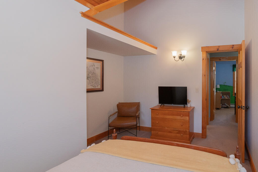 8 Sunset Lane Kingfield ME 04947